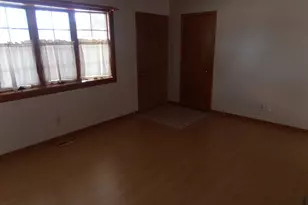 9402 Ellen Dr, Highland, IN 46322 - Photo 8