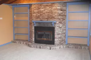 9402 Ellen Dr, Highland, IN 46322 - Photo 10