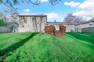 1602 Carriage Dr, Valparaiso, IN 46383 - Photo 20