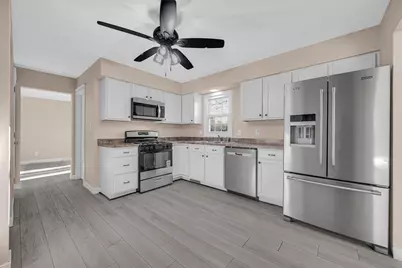 1602 Carriage Drive, Valparaiso, IN 46383 - Photo 6