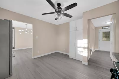 1602 Carriage Drive, Valparaiso, IN 46383 - Photo 8