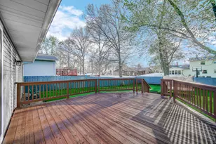 1602 Carriage Dr, Valparaiso, IN 46383 - Photo 18