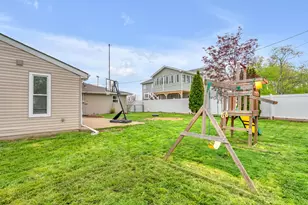550 W Division Rd, Valparaiso, IN 46385 - Photo 20