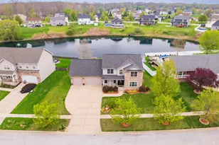 243 Eagle Ridge Dr, Valparaiso, IN 46385 - Photo 6