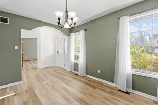 243 Eagle Ridge Dr, Valparaiso, IN 46385 - Photo 10