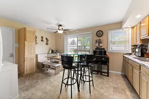 441 Prescott Rd, Valparaiso, IN 46385 - Photo 6