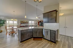 8595 Larkspur Ter, Saint John, IN 46373 - Photo 14