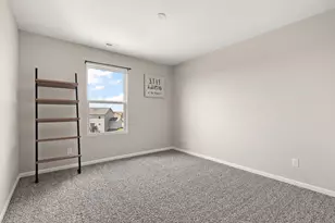 2209 Wicklow Dr, Valparaiso, IN 46385 - Photo 42