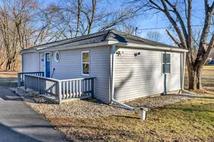1735 S Fairbanks St, Griffith, IN 46319 - Photo 22
