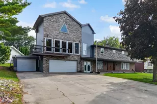 2212 Elm Tree Ln, Crown Point, IN 46307 - Photo 1