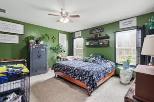7526 N 200 E, Wheatfield, IN 46392 - Photo 14