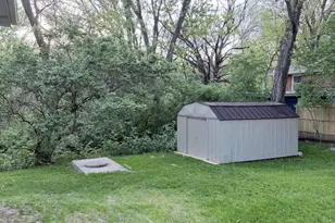 560 S Campbell St, Valparaiso, IN 46385 - Photo 16