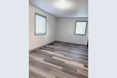 560 S Campbell Street, Valparaiso, IN 46385 - Photo 14