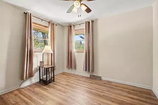 5569 Center St, Chesterton, IN 46304 - Photo 10