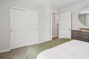 153 Cressmoor Blvd, Hobart, IN 46342 - Photo 20