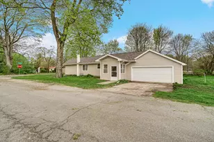 901 E 3rd St, Union Mills, IN 46382 - Photo 2