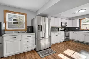 8719 Linden Ave, Munster, IN 46321 - Photo 6