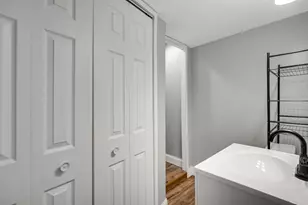 8719 Linden Ave, Munster, IN 46321 - Photo 12
