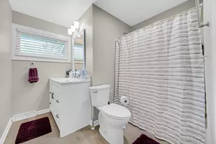 718 S Main St, Crown Point, IN 46307 - Photo 12