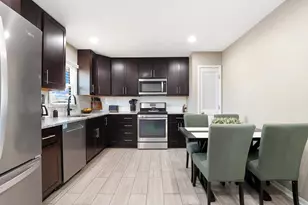 806 Harrison Pl, Dyer, IN 46311 - Photo 6