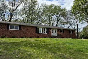 350 N 375 W, Valparaiso, IN 46385 - Photo 1