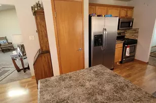 7910 W 91st Pl, Crown Point, IN 46307 - Photo 6