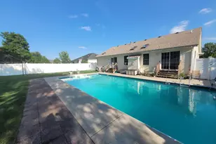 7910 W 91st Pl, Crown Point, IN 46307 - Photo 14