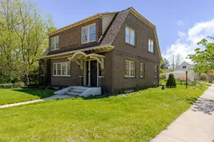 300 E Morgan Ave, Chesterton, IN 46304 - Photo 2