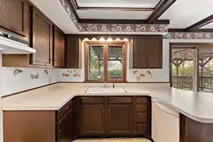 1532 N Woodlawn Pl, Griffith, IN 46319 - Photo 8
