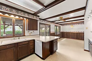 1532 N Woodlawn Pl, Griffith, IN 46319 - Photo 6