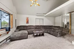 12706 Grant St, Crown Point, IN 46307 - Photo 4