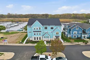 6019 S Dune Harbor Dr, Portage, IN 46368 - Photo 2