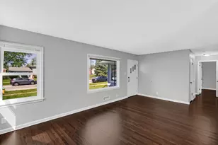 6525 California Ave, Hammond, IN 46323 - Photo 6
