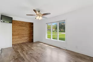 10370 Joliet St, Saint John, IN 46373 - Photo 12