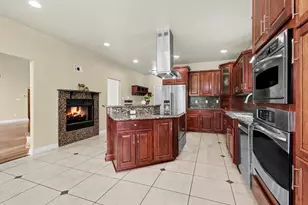 6824 Lakeshore Dr, Portage, IN 46368 - Photo 22