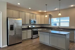1077 E 115th Ln, Crown Point, IN 46307 - Photo 4