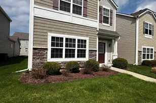 1077 E 115th Ln, Crown Point, IN 46307 - Photo 2