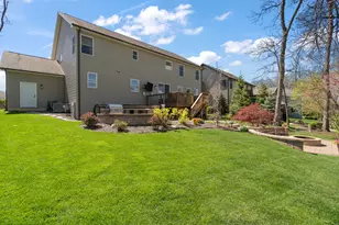 2145 Copper Creek Dr, Crown Point, IN 46307 - Photo 6