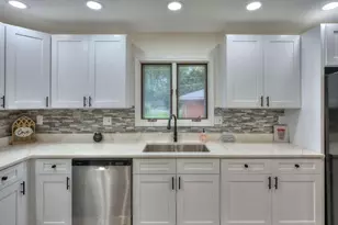 2956 Joann St, Portage, IN 46368 - Photo 6
