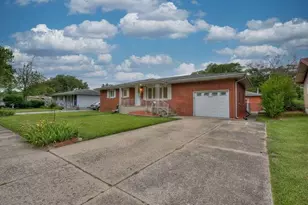 2956 Joann St, Portage, IN 46368 - Photo 2