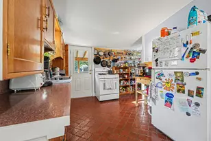 819 E Jefferson St, Valparaiso, IN 46383 - Photo 8