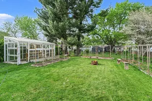 819 E Jefferson St, Valparaiso, IN 46383 - Photo 14