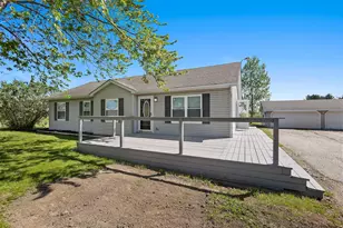16435 Colorado St, Hebron, IN 46341 - Photo 4