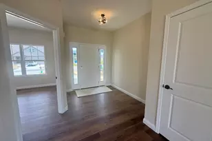 839 Idlewild Ln, Chesterton, IN 46304 - Photo 2