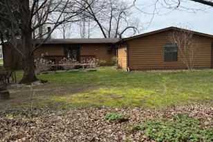 1985 N Pioneer Rd, La Porte, IN 46350 - Photo 32
