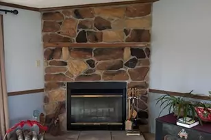 1985 N Pioneer Rd, La Porte, IN 46350 - Photo 4