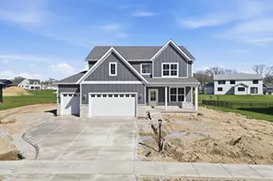 2810 Old Oak Dr, Valparaiso, IN 46385 - Photo 1