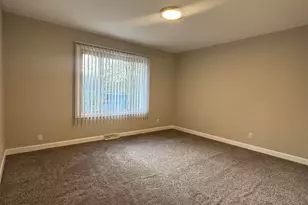 4114 Hawthorne St, East Chicago, IN 46312 - Photo 10