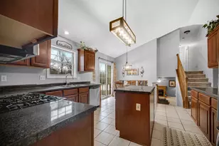 10621 Erie Dr, Crown Point, IN 46307 - Photo 10