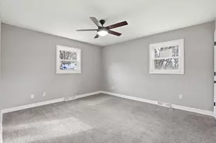 5035 Roosevelt Pl, Gary, IN 46408 - Photo 8
